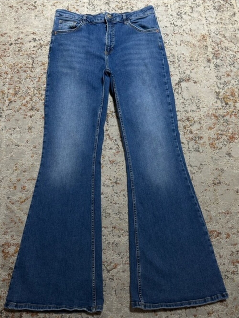 BDG Urban Outfitters Blue High-Rise Flared Women’s Jeans - Picture 2 of 11
